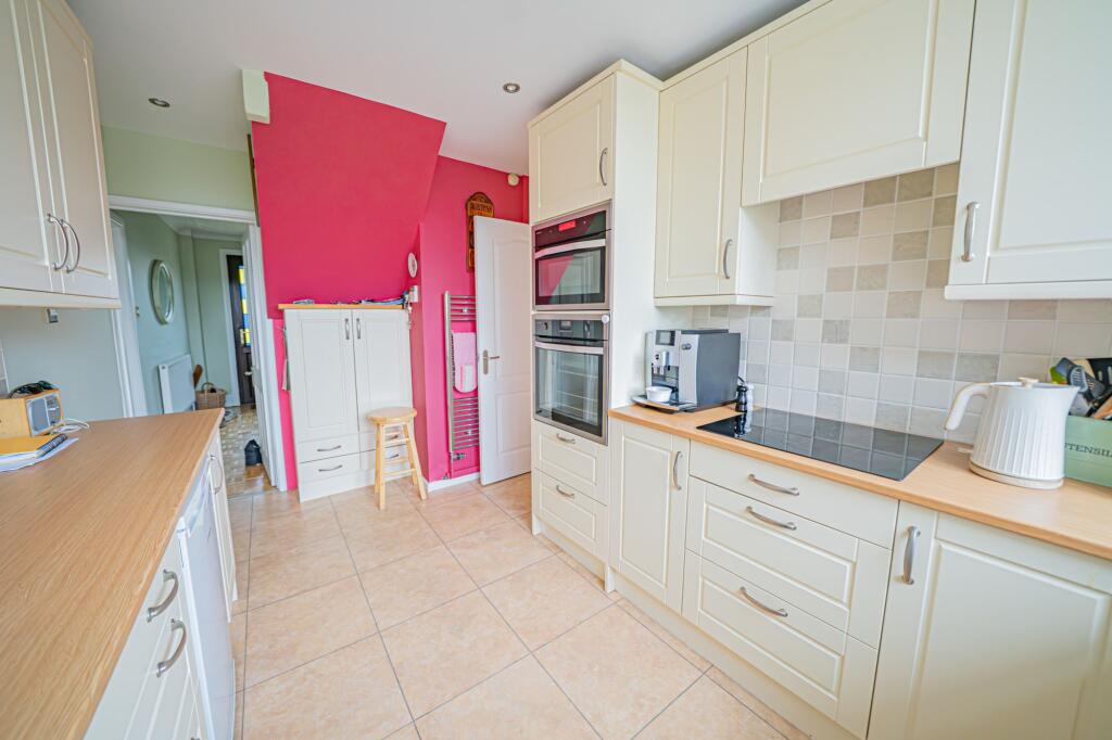 Additional image 3 of Kingswood Close, Lapworth, B94