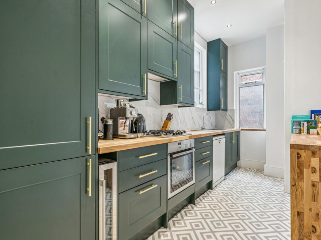 Apartment in London - View 4