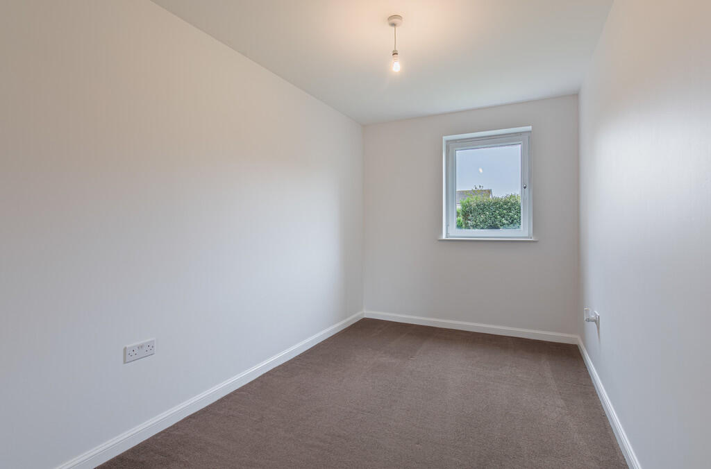 Burnside Road, Dyce, Aberdeen photo 4