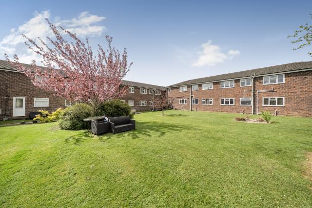 Apartment in Newbury, Speenhamland - View 5