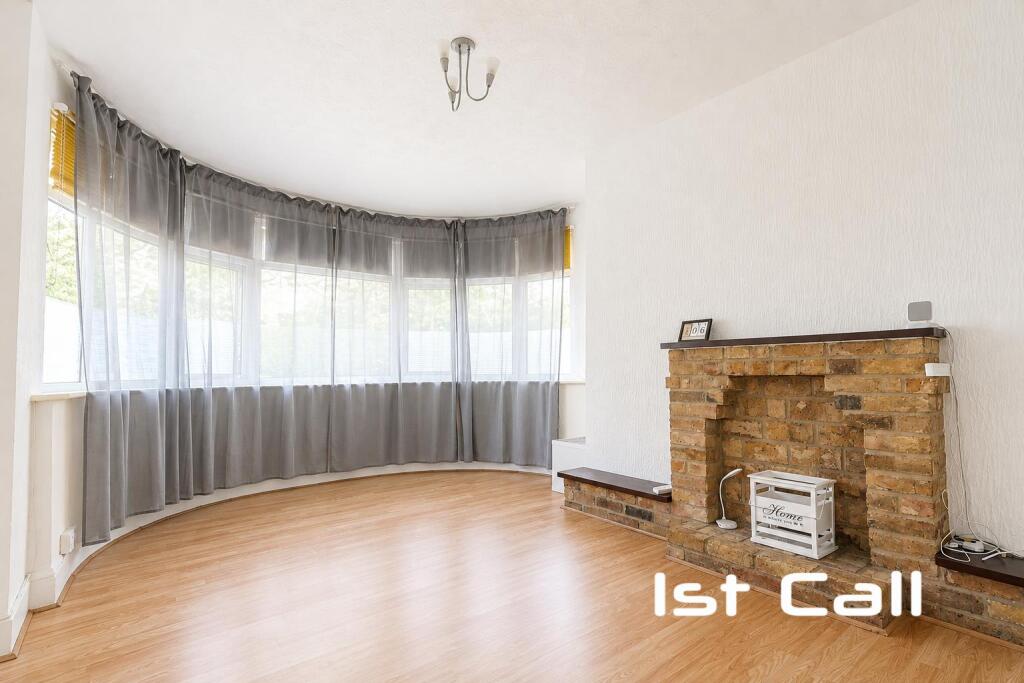Apartment in Southend-on-Sea, Southend City Centre Neighbourhood, Southchurch - View 2