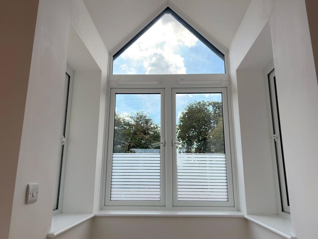 House in Faversham, The Orchards - View 3