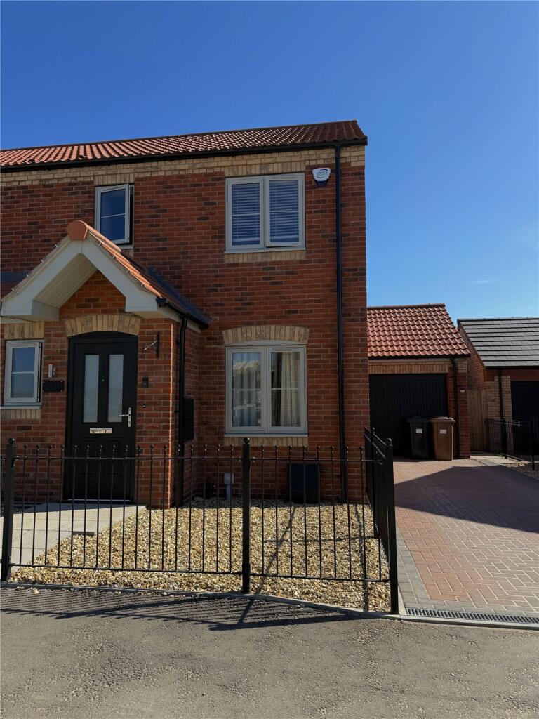 Main image of property: Flavian Road, Lincoln, Lincolnshire, LN2