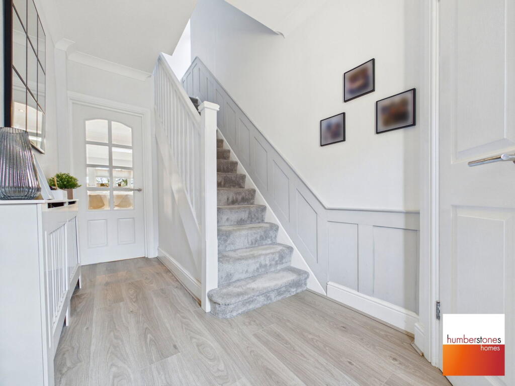 House in Sandwell, West Midlands - More