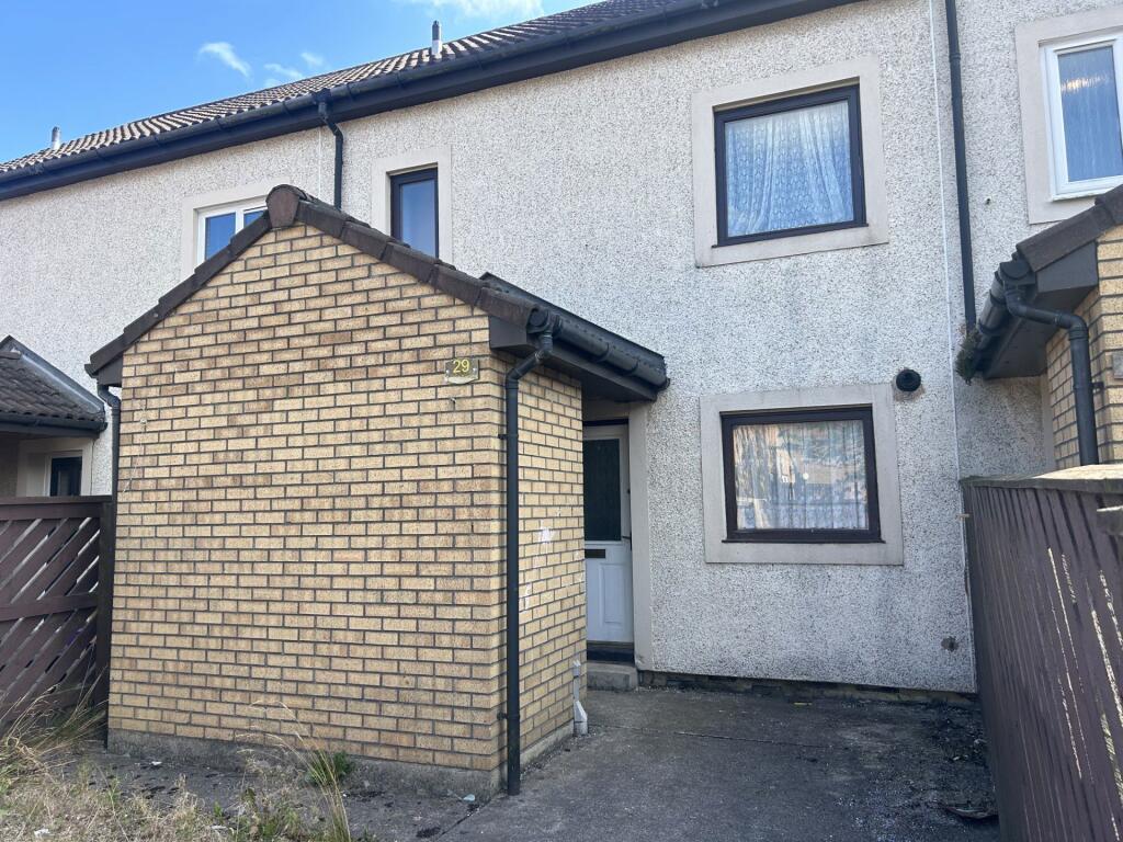 Main image of property: Cypress Gardens, Killingworth, Newcastle upon Tyne, Tyne and Wear, NE12 6SL