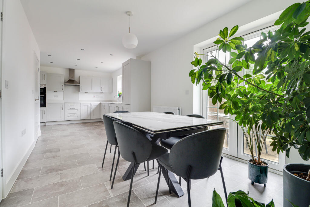 House in St Albans, Smug Oak, St Stephen - View 4