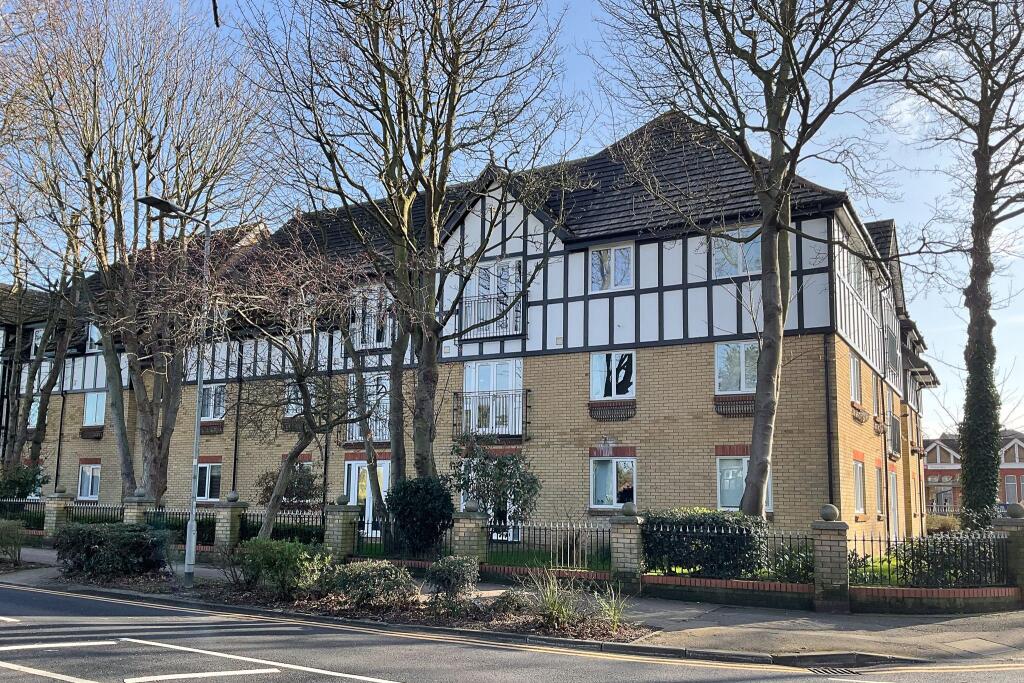 Main image of property: Flat , Lady Hamilton Court, Barnstaple Road, Southend-on-Sea