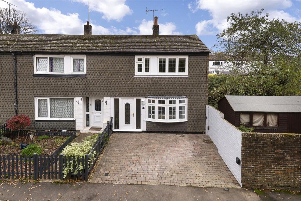 Main image of property: Park Avenue, Edenbridge, Kent, TN8