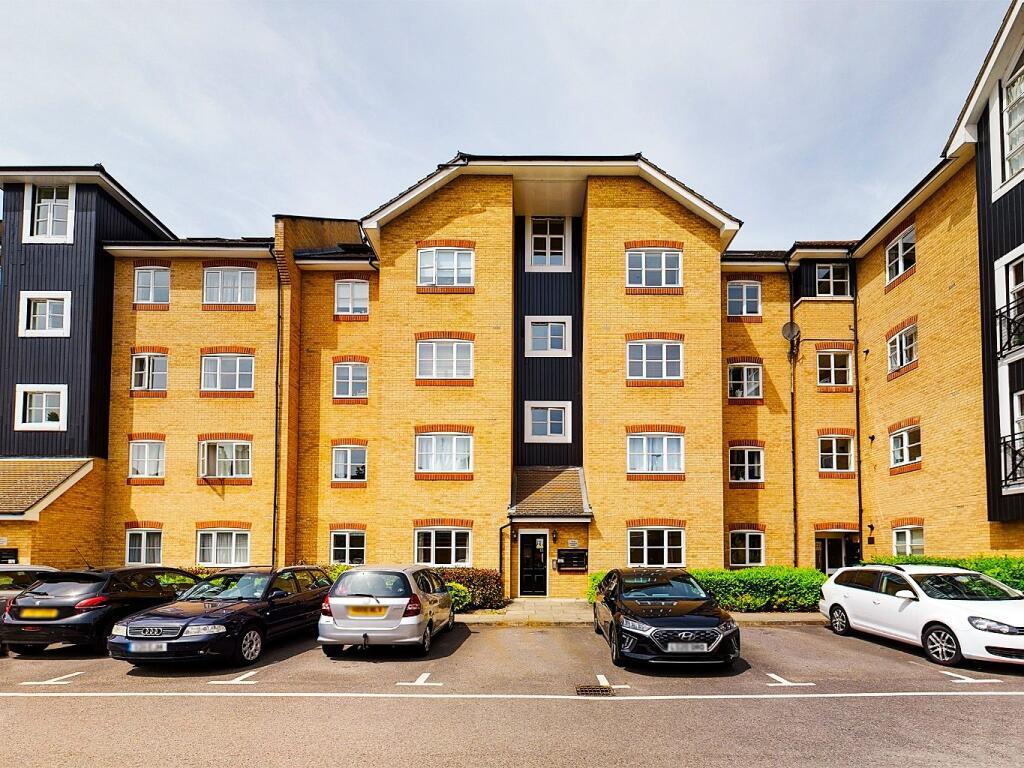 Main image of property: Stephenson Wharf, Hemel Hempstead, Hertfordshire, HP3