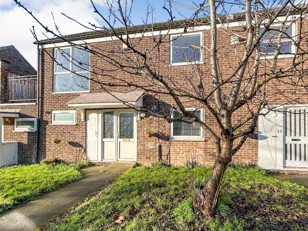 Main image of property: Selby Court, Scunthorpe, Lincolnshire, DN17