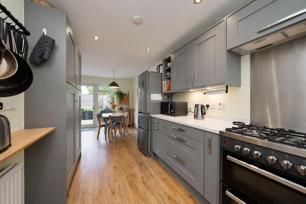 House in Dacorum, Hertfordshire - More