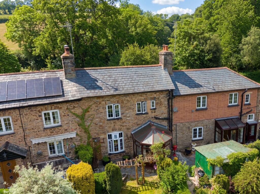 Main image of property: Chenson, Chulmleigh, EX18