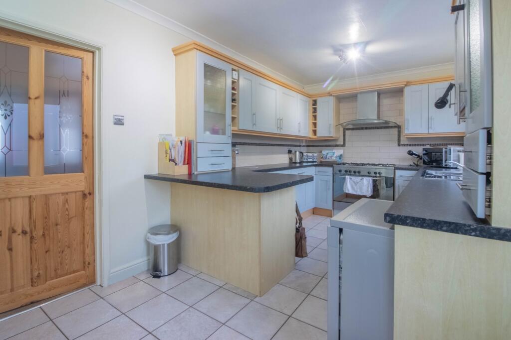 6 Bramble Close, Long Eaton, Nottingham photo 4
