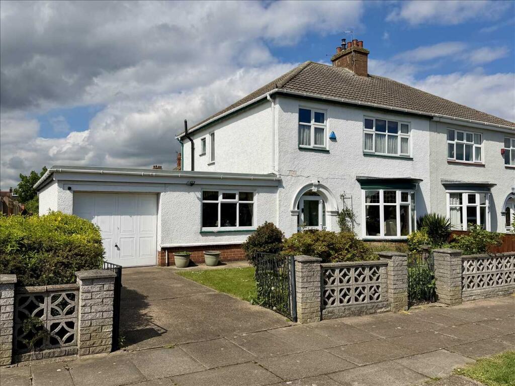 Main image of property: Legsby Avenue, Grimsby