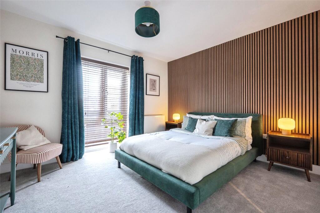 Apartment in Canterbury - View 5