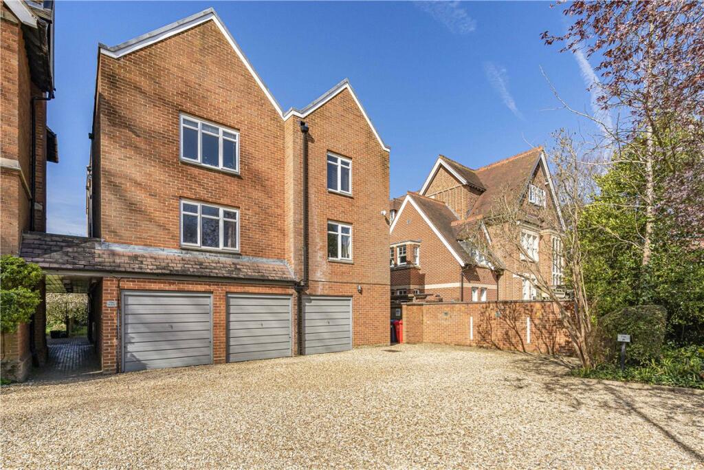 Main image of property: Banbury Road, Oxford, Oxfordshire, OX2