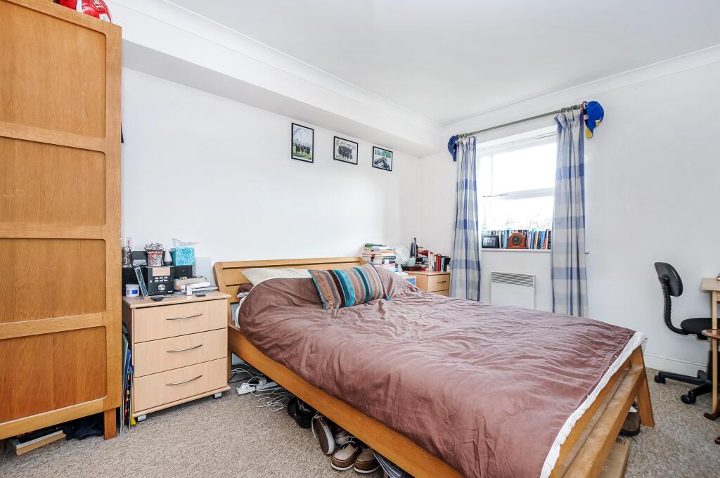 Main image of property: Macmillan Way