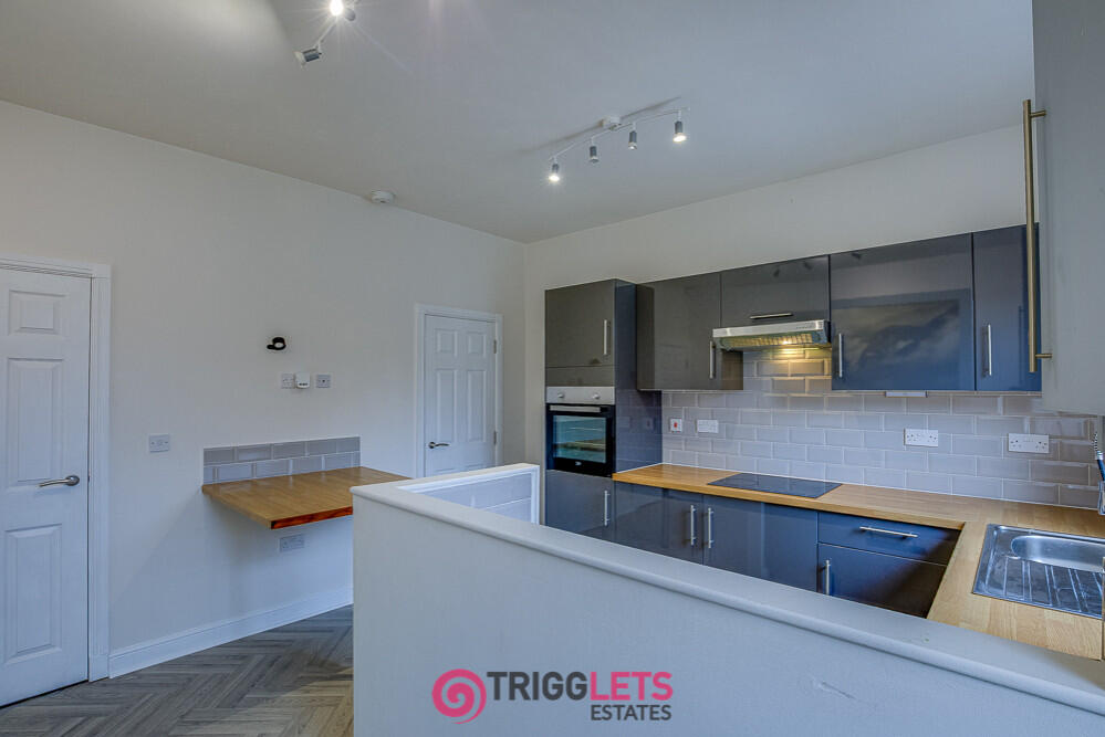 House in Sheffield - View 4