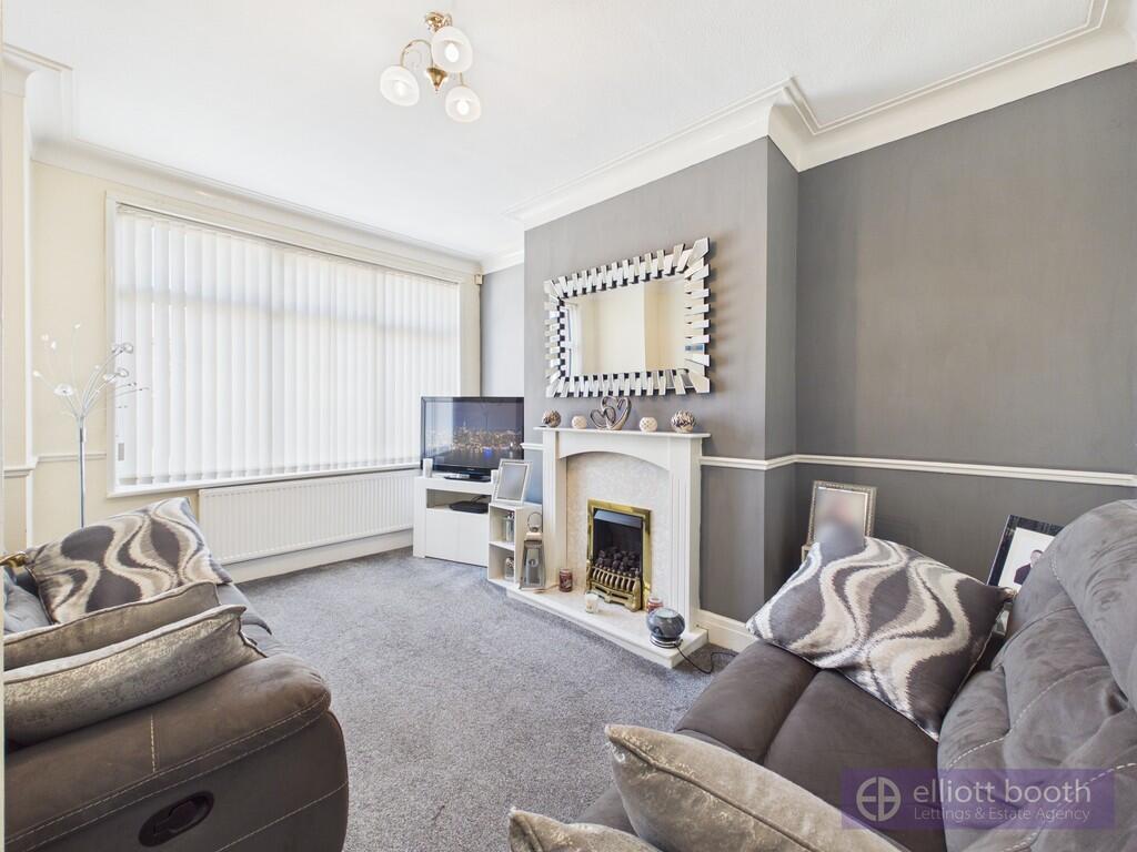 89 Lindale Gardens photo 3