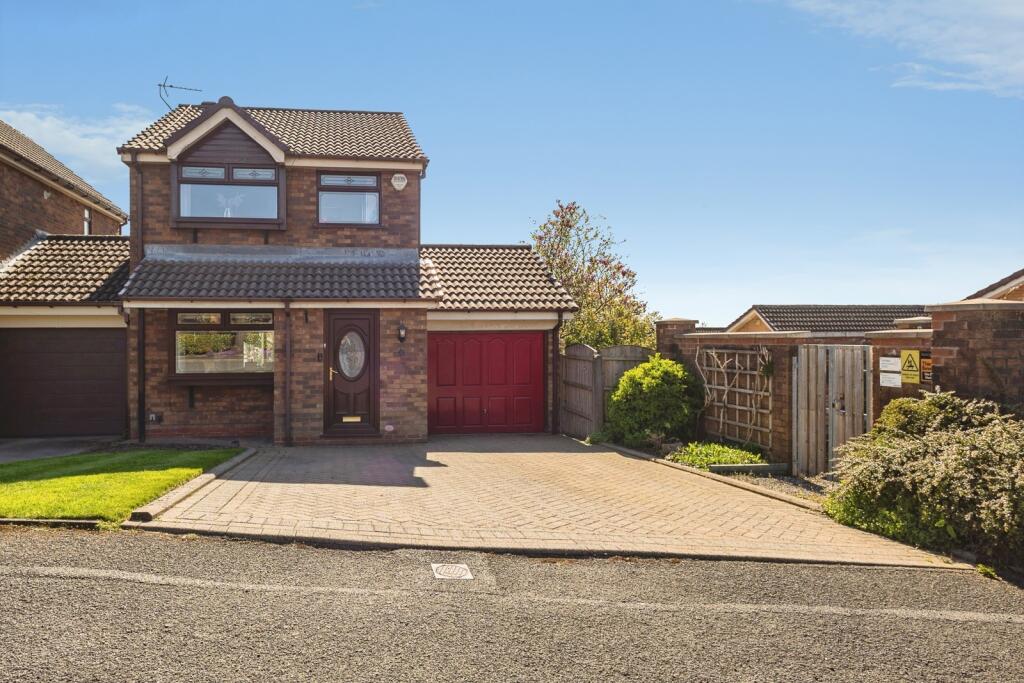Main image of property: The Mere, Ashton-under-Lyne, Greater Manchester, OL6