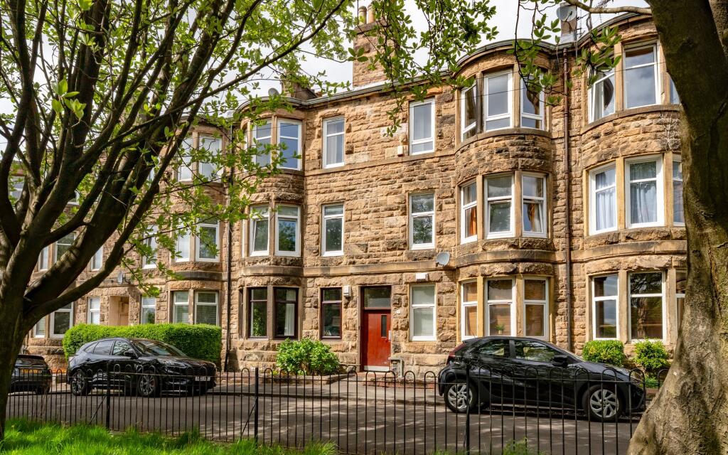 Main image of property: Temple Gardens, Flat 2/1, Anniesland, Glasgow, G13 1JJ