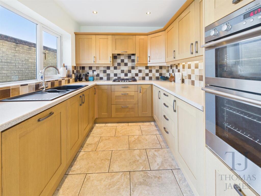 House in Rushcliffe, Tollerton - View 4