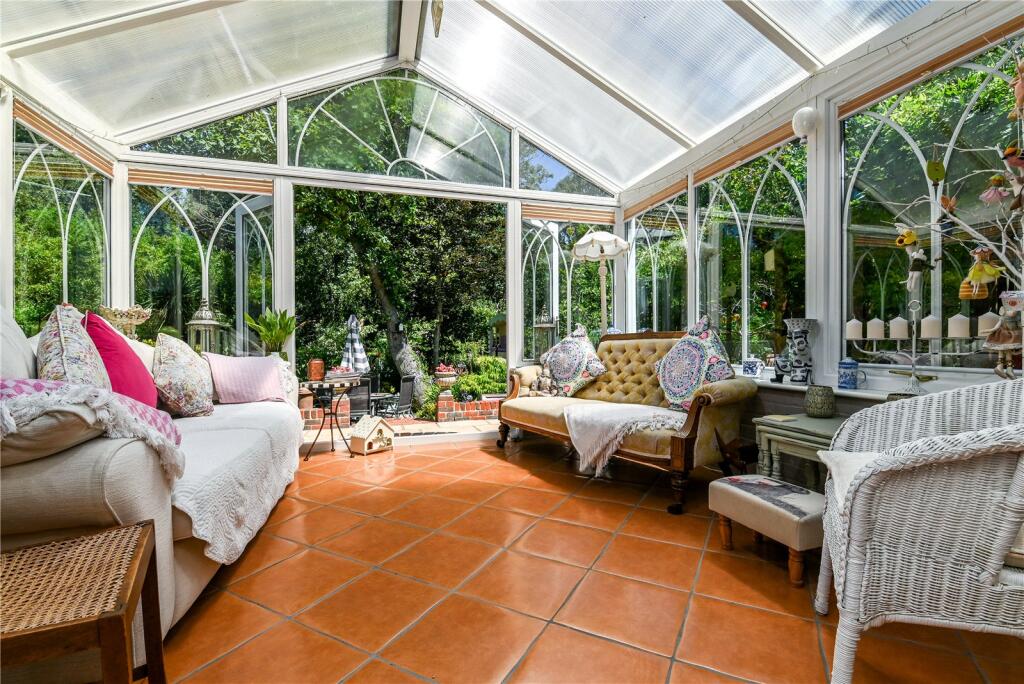 House in New Forest, Hordle - View 2