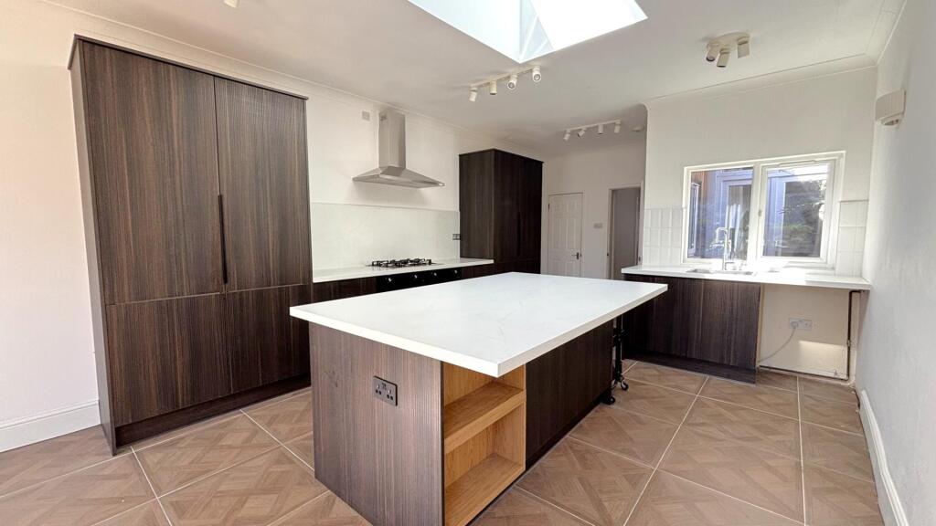 Additional image 5 of Joinings Bank, Oldbury, West Midlands, B68 8QJ