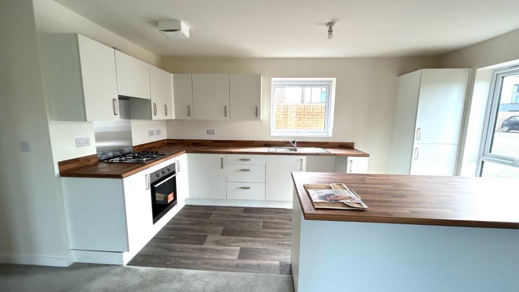 Apartment in Doncaster, South Yorkshire - View 5