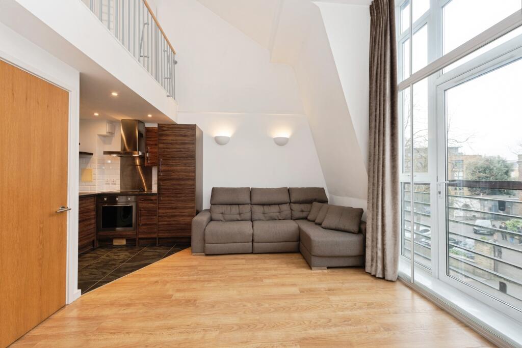 Main image of property: 8 Whitton Road, Twickenham, TW1
