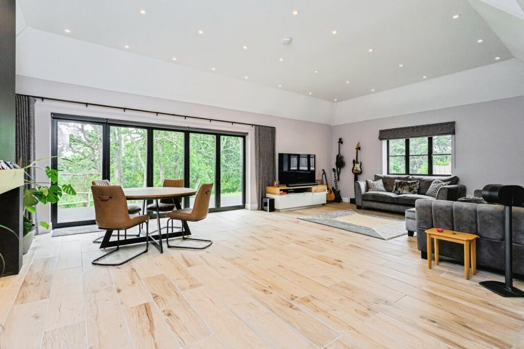 Brick Kiln Lane, Hadlow Down, Uckfield, East Sussex, TN22 photo 2