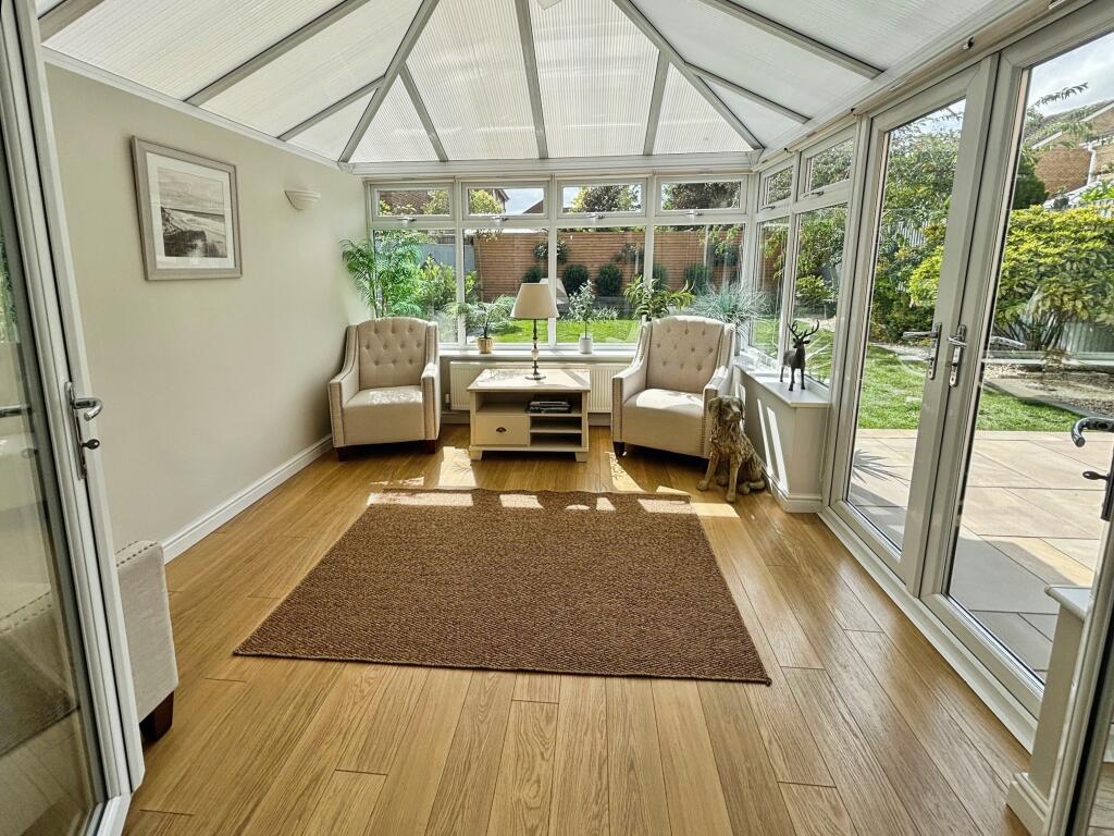 Kenilworth Close, Saxilby, LN1 photo 3