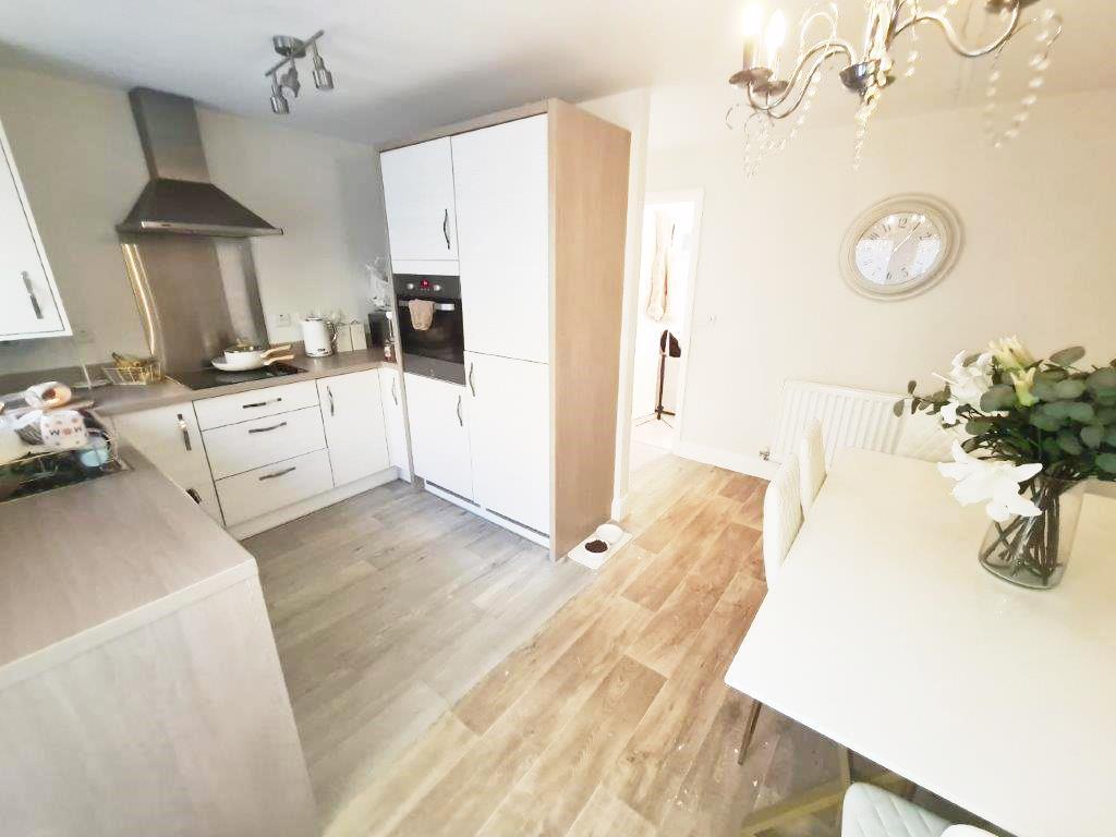 House in Oldham, Greater Manchester - View 2