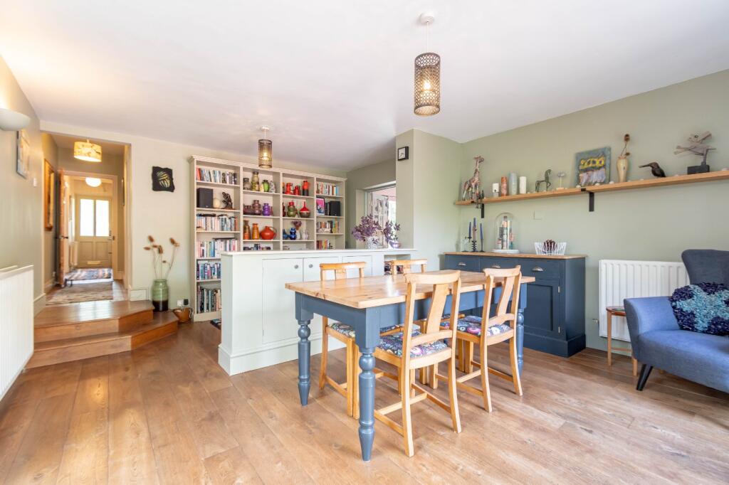 House in Swindon - View 4