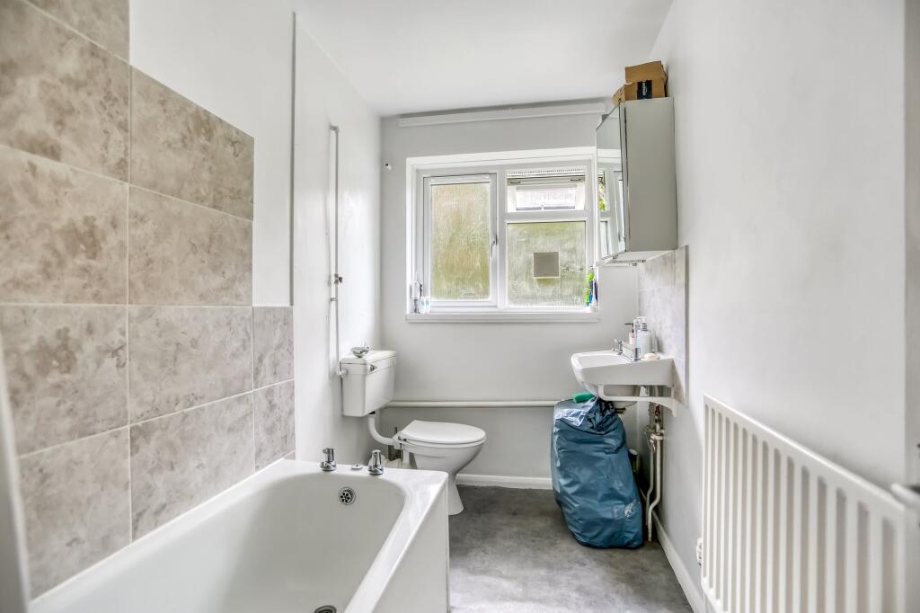 Apartment in Brighton, Mile Oak - View 4