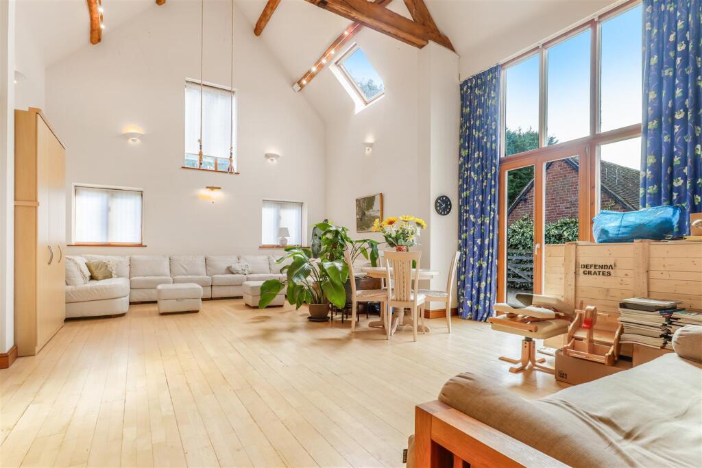 Cryfield Grange Road, Gibbet Hill, Kenilworth - More