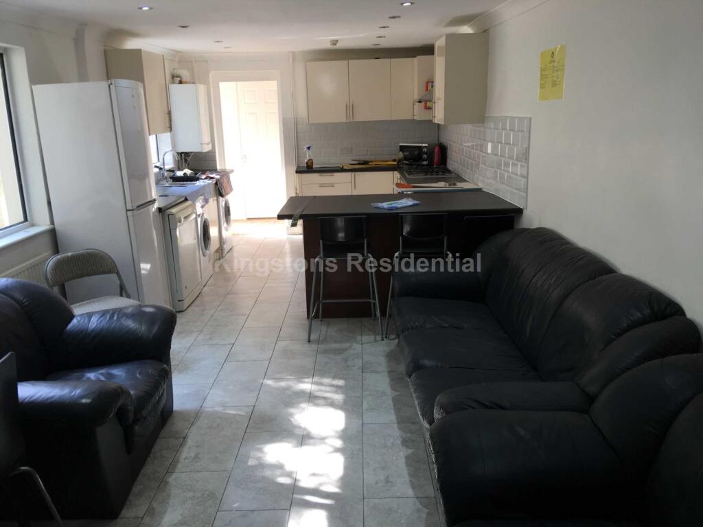 House in Cardiff - View 2
