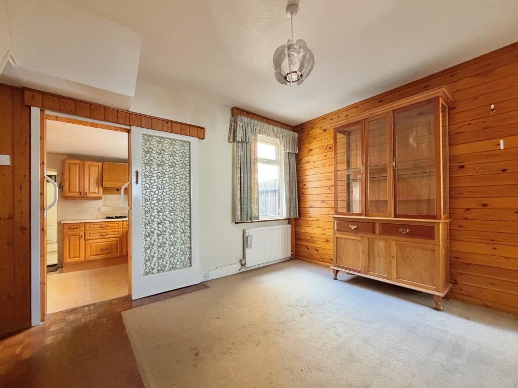 Sussex Road, Watford, WD24 photo 4