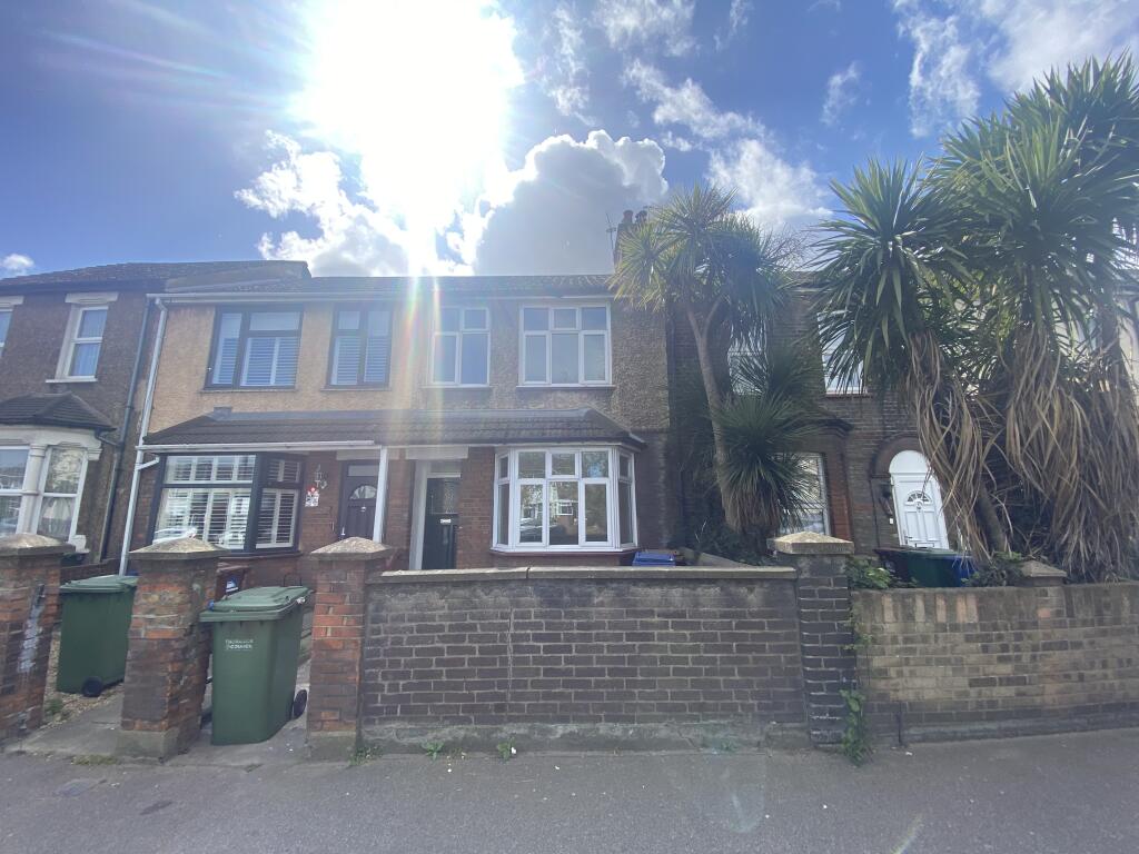 Main image of property: London Road Grays