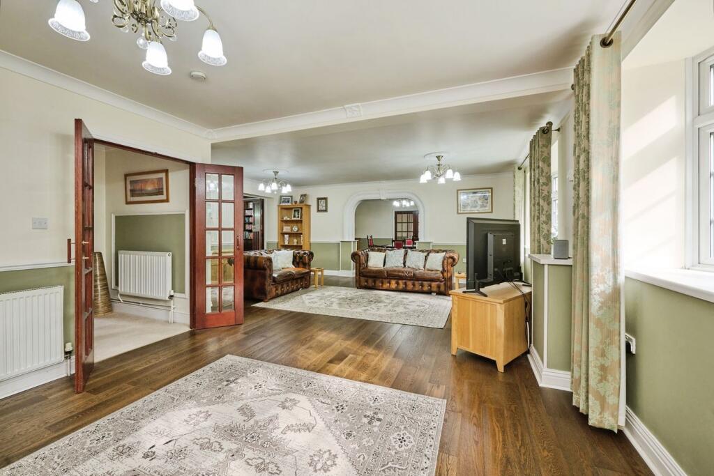 House in Peterborough - View 3