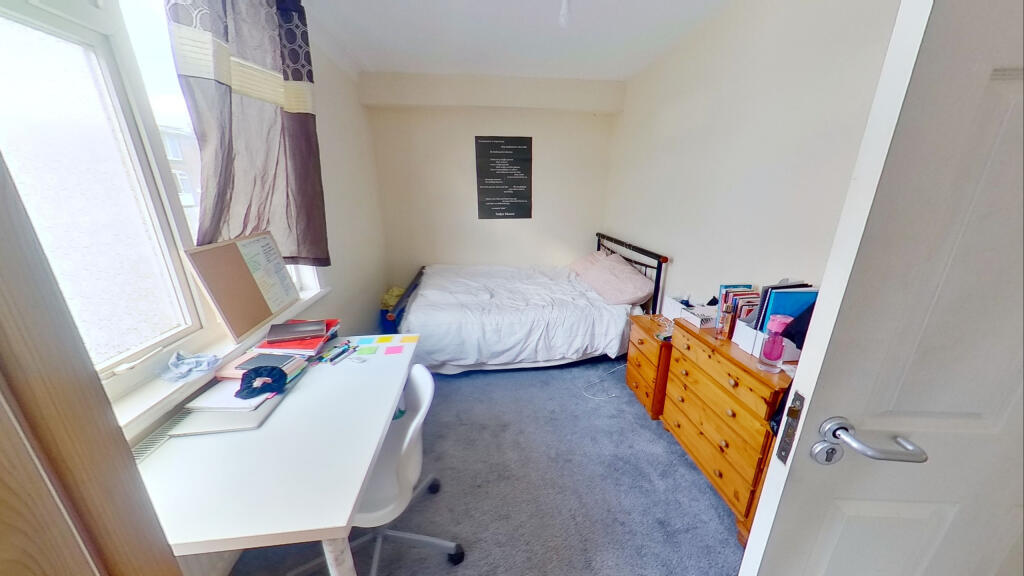 House in Leeds - View 3