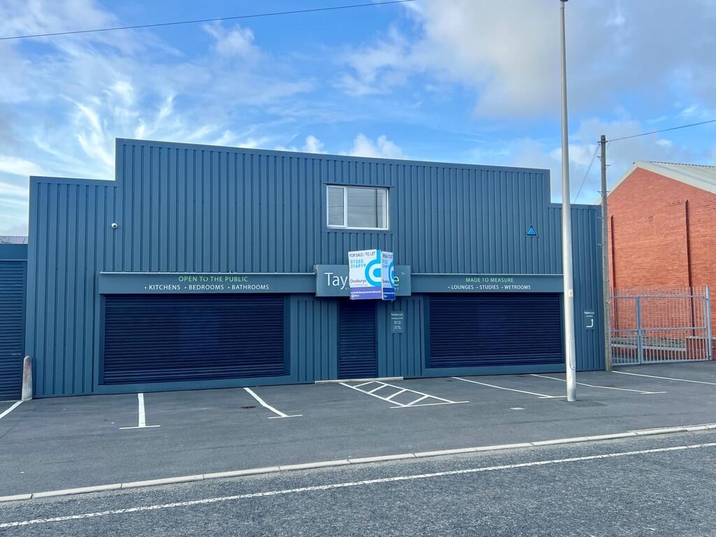 Main image of property: 1A, CORNFORD ROAD, BLACKPOOL, LANCASHIRE, FY4 4QQ