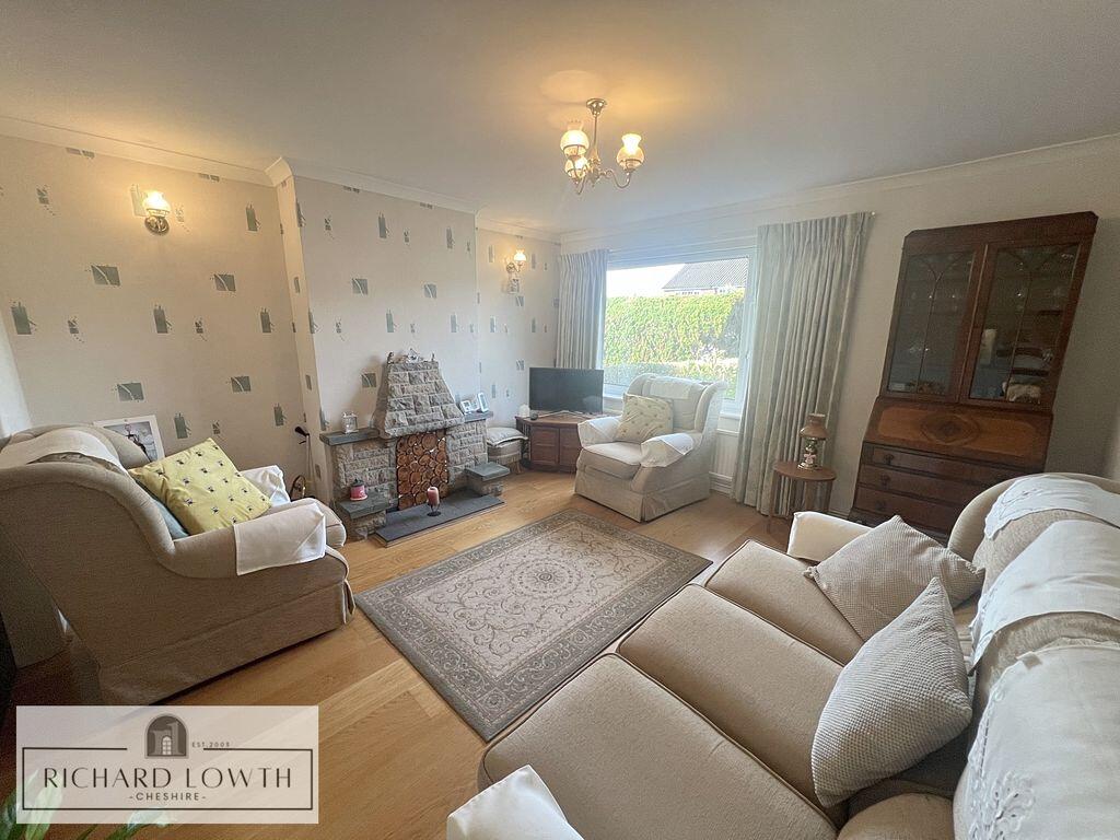House in Stockport, Poynton-with-Worth - View 3