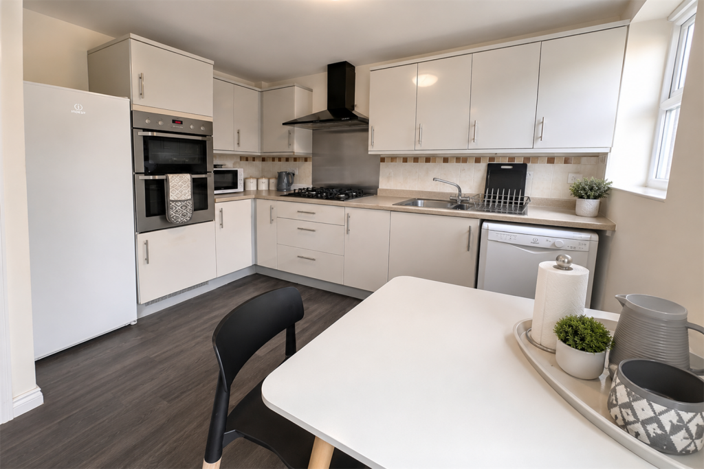 1 bedroom house share for rent