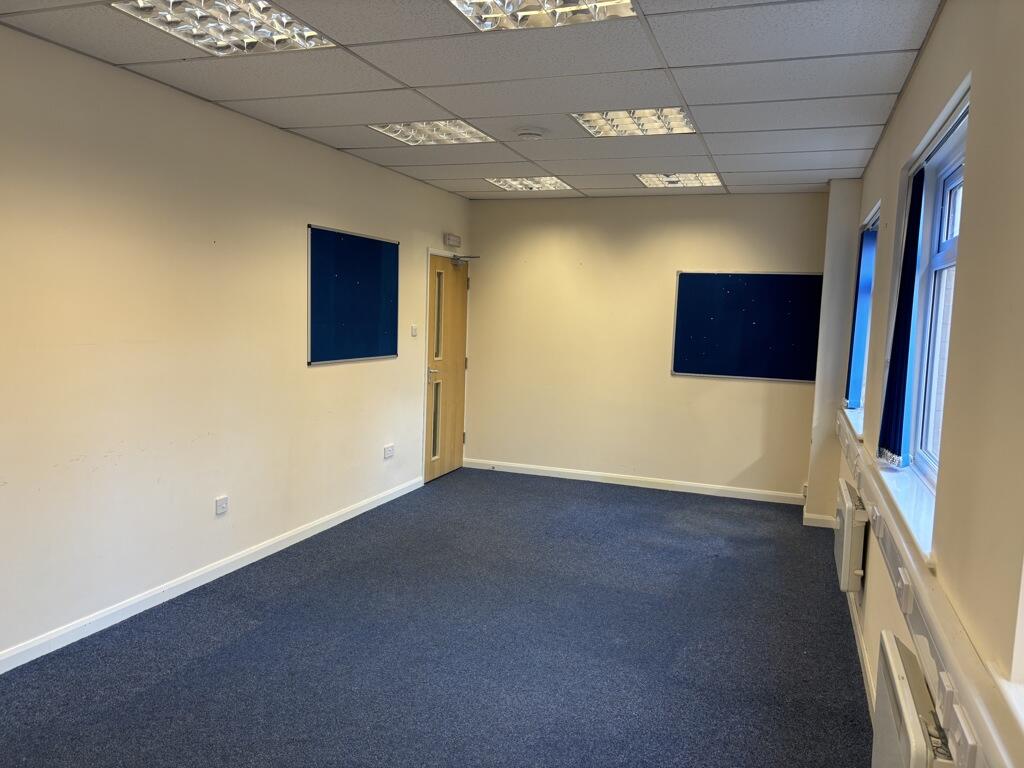 Additional image 4 of Office Suite D, The White House, 93 Lichfield Street, Tamworth, Staffordshire, B79 7QF