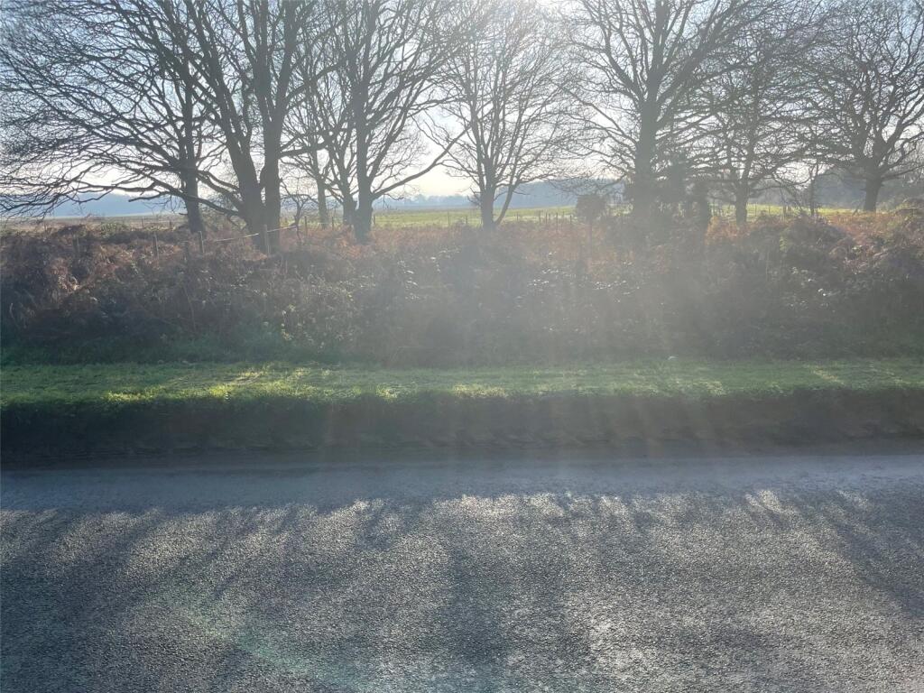 Main image of property: Foxburrow Farm, Ipswich Road, Brightwell, IP10