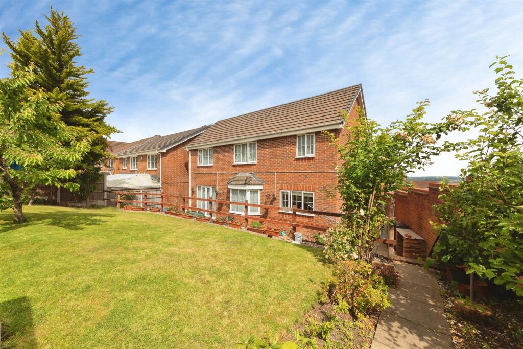 Taylor Way, Oldbury photo 4
