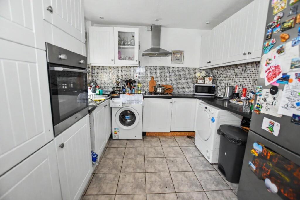 Old Barn Court, Lings, Northampton - View 5