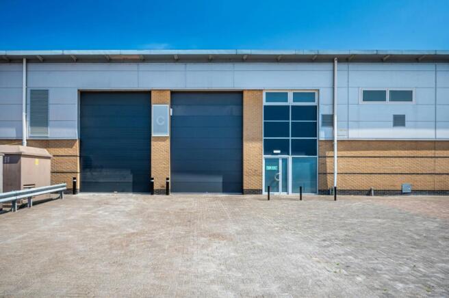 UNIT C ANCHORAGE POINT CHARLTON LONDON SE7_019.jpg