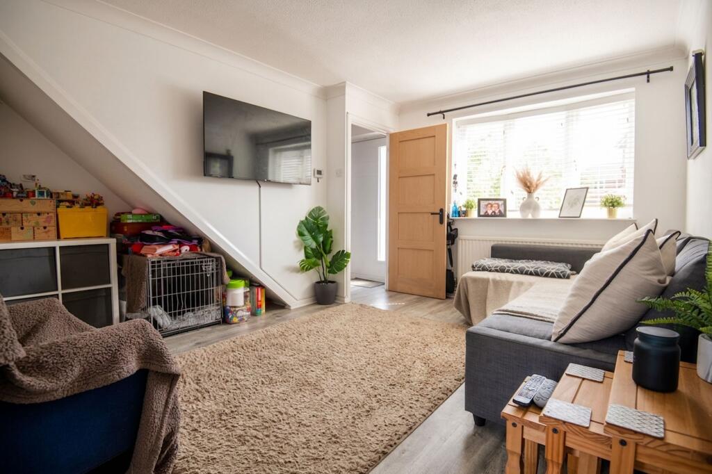 House in Wellingborough, Glenvale Park - View 3
